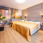 Benica 3* 贝内绍夫