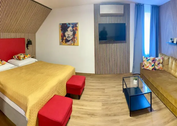 Benica 3*