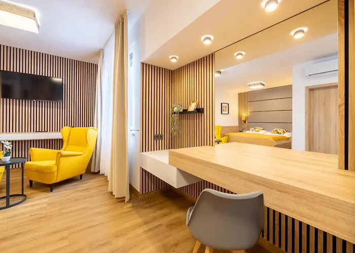 Benica Hotel 3*